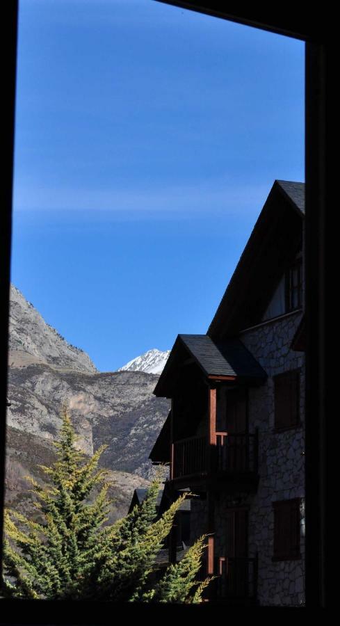 Residencial Valle De Benasque Εξωτερικό φωτογραφία